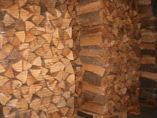 Kaminholz Esche/Eiche in ca. 1,8 - 1,9 RM Gebinde